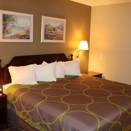 ซูเปอร์ 8 บาย วินด์แฮม วาลปาไรโซ Hotel วาลพาเรโซ ภายนอก รูปภาพ