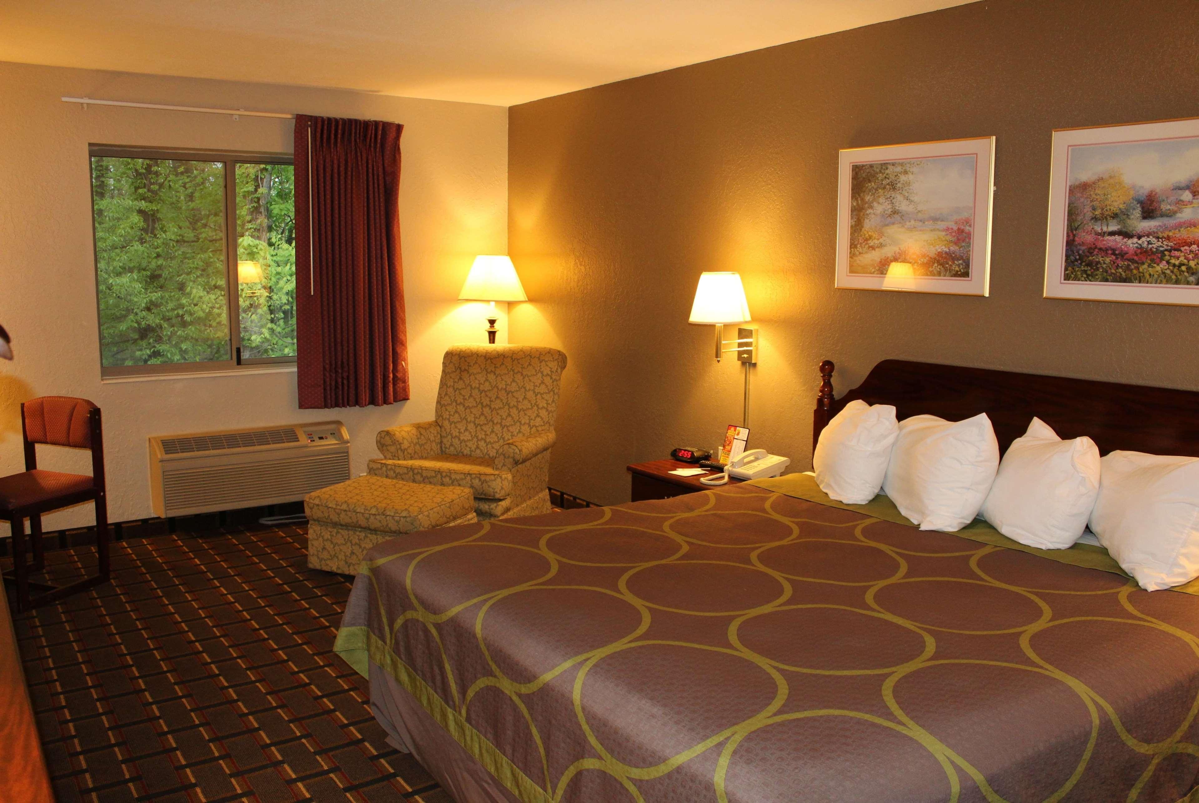 ซูเปอร์ 8 บาย วินด์แฮม วาลปาไรโซ Hotel วาลพาเรโซ ภายนอก รูปภาพ